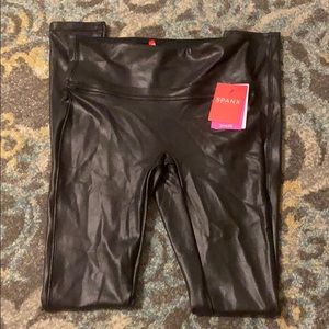 NWT!! Spanx faux leather pants size xs